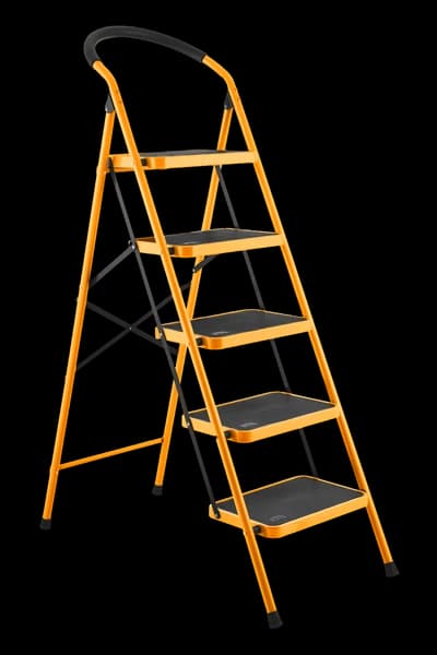 ESCALERA DE ACERO CINCO TRAMOS